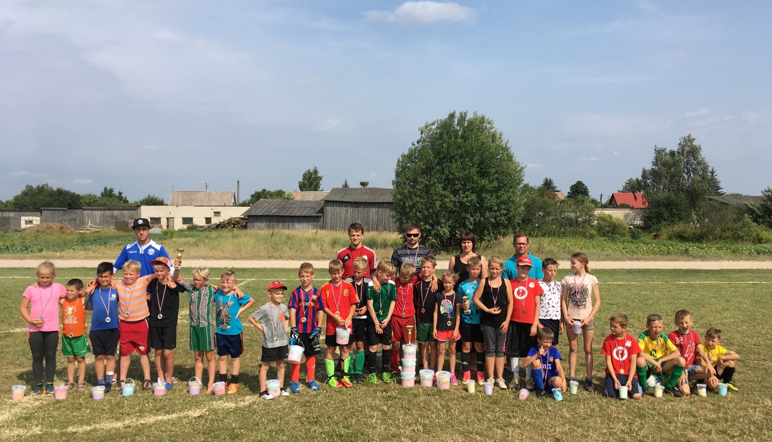 19.augustā ESF projekta ietvaros Pienavā notika „Veselības veicināšanas diena” un futbolmačs bērniem
