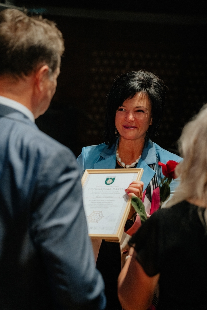 Apbalvošanas ceremonija