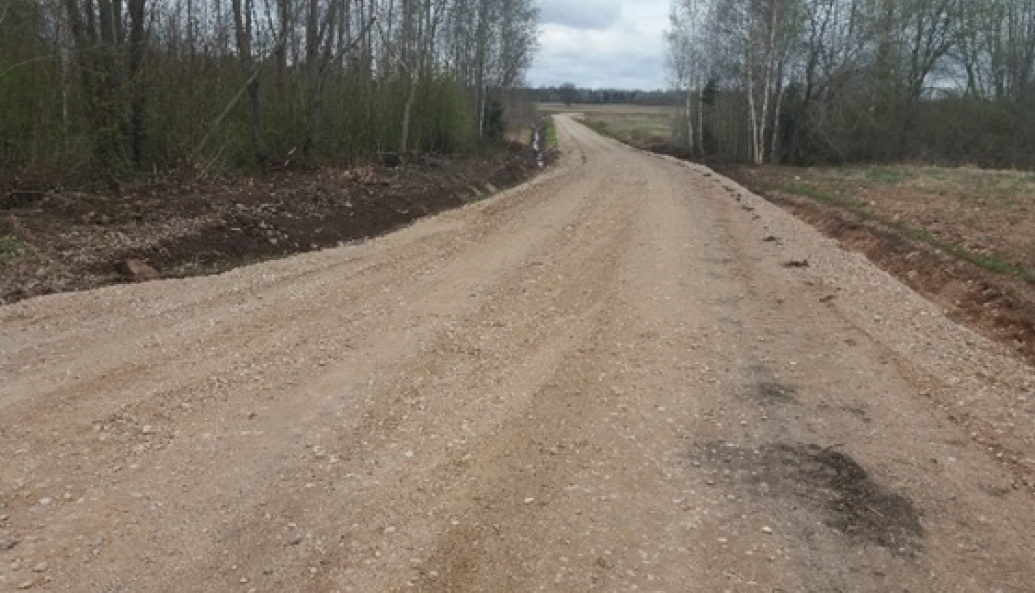 Degoles pagastā ir pārbūvēts pašvaldības autoceļa posms Spirgus-Praviņas ceļš